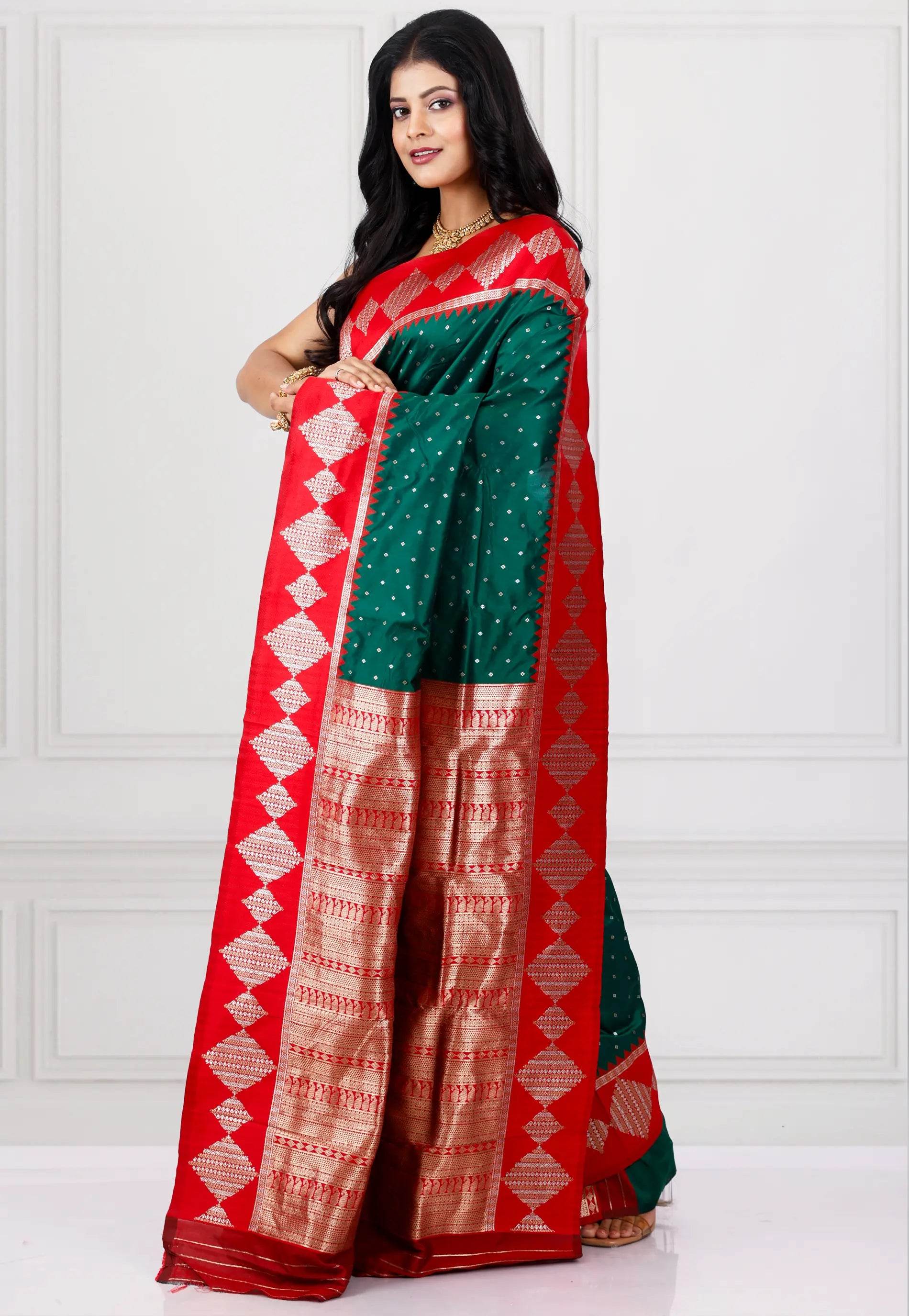 Bottle Green with Red Border Kanjivaram Silk Saree With Blouse Piece - Adi Akshoy & Co.