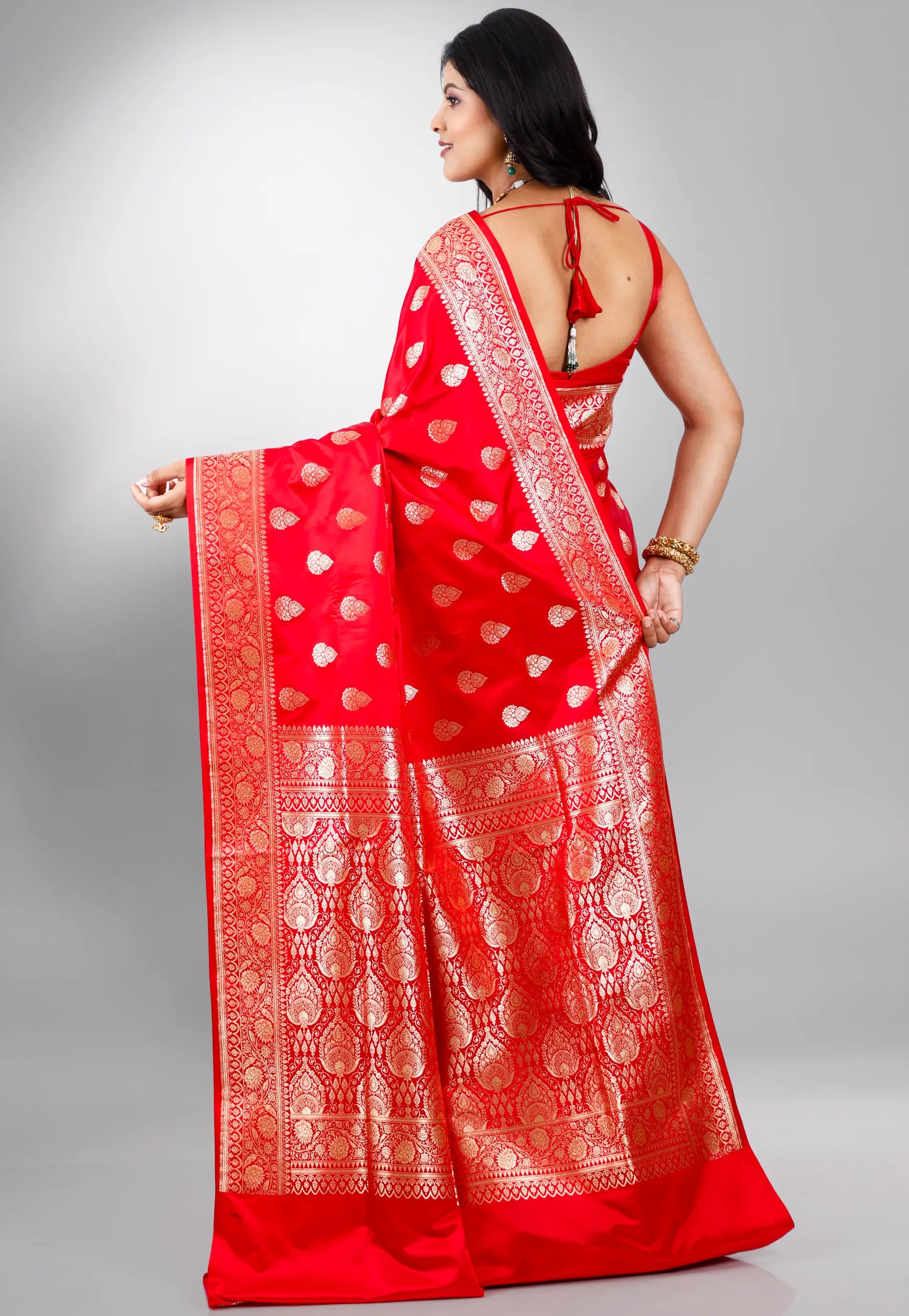 Red Wedding Banarasi Silk Saree with Blouse Piece