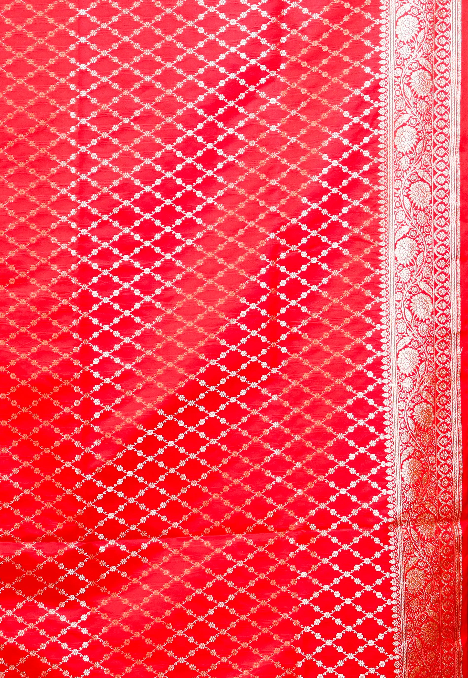 Red Wedding Banarasi Silk Saree with Blouse Piece