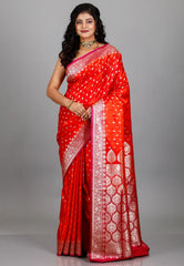 Vibrant Shades of Red with Rani Border Wedding Banarasi Silk Saree with Blouse Piece