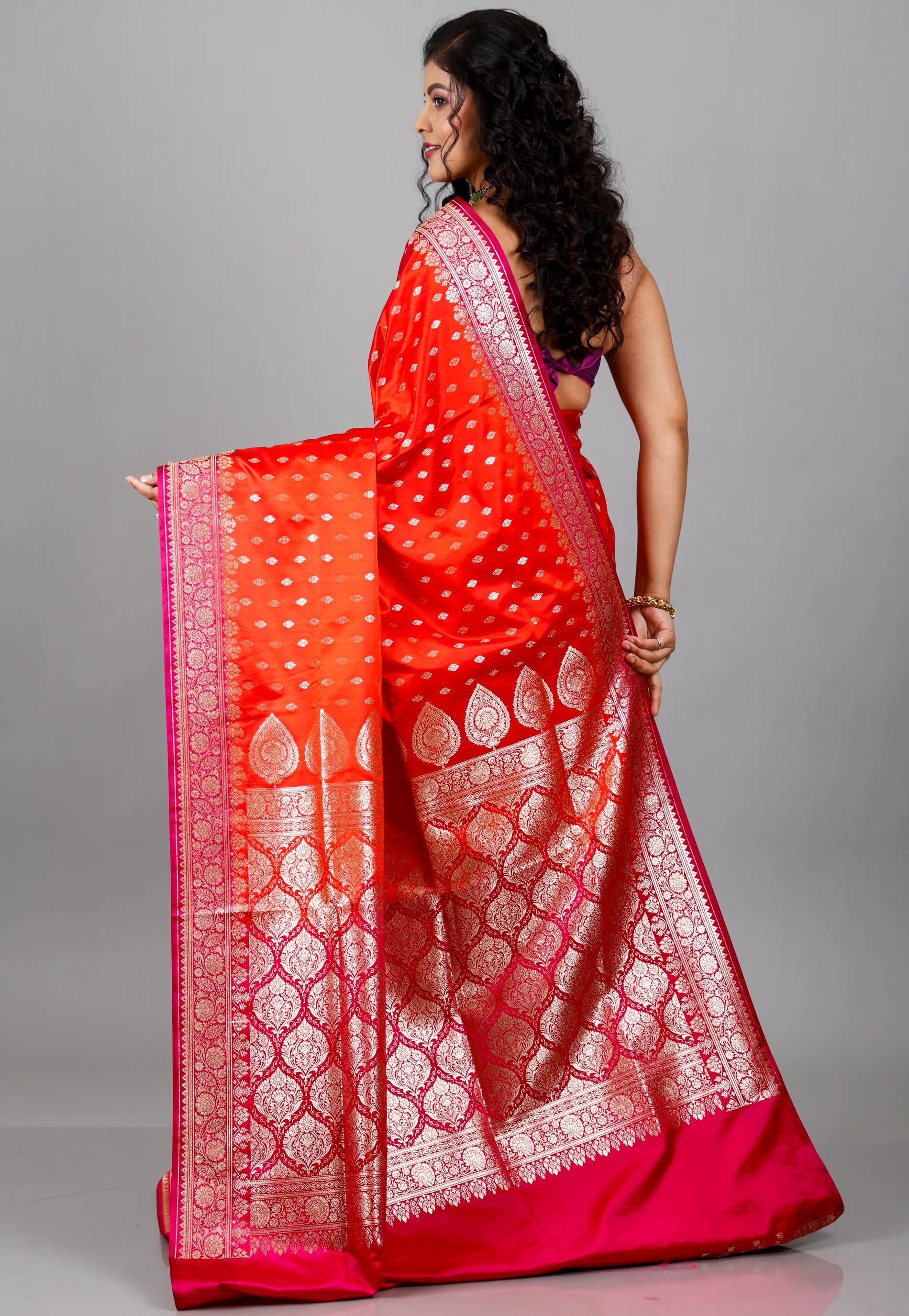 Vibrant Shades of Red with Rani Border Wedding Banarasi Silk Saree with Blouse Piece
