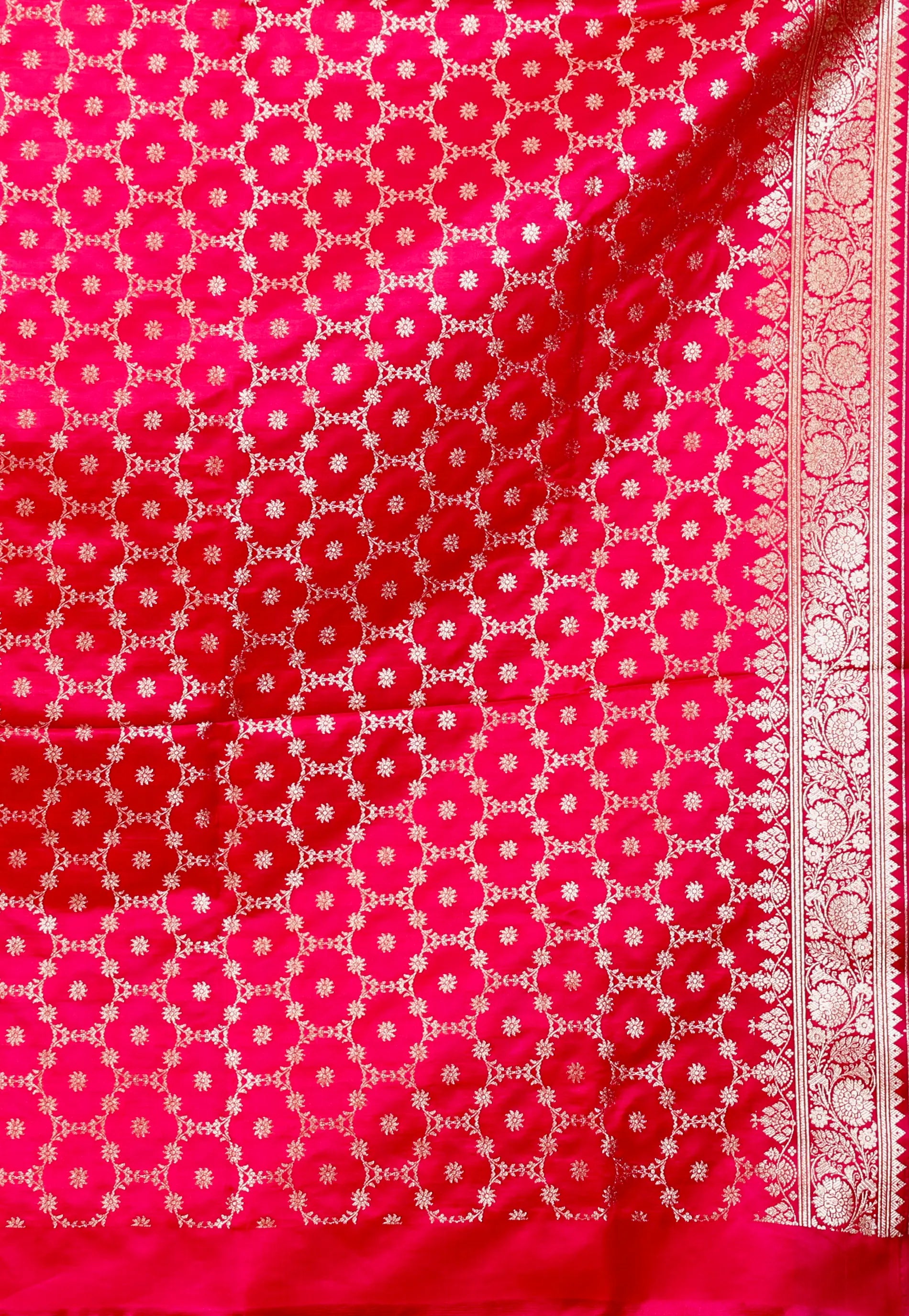 Vibrant Shades of Red with Rani Border Wedding Banarasi Silk Saree with Blouse Piece