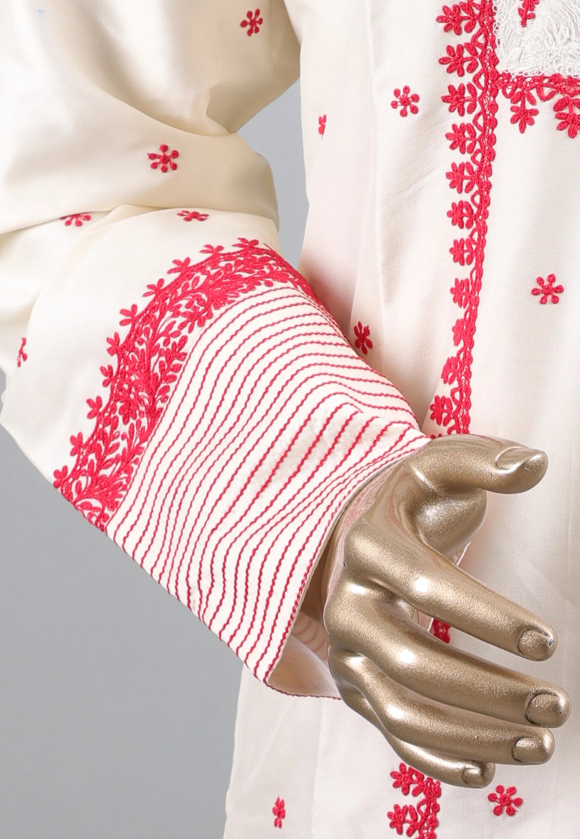 White Punjabi with Rani Embroidery Work - Adi Akshoy & Co.