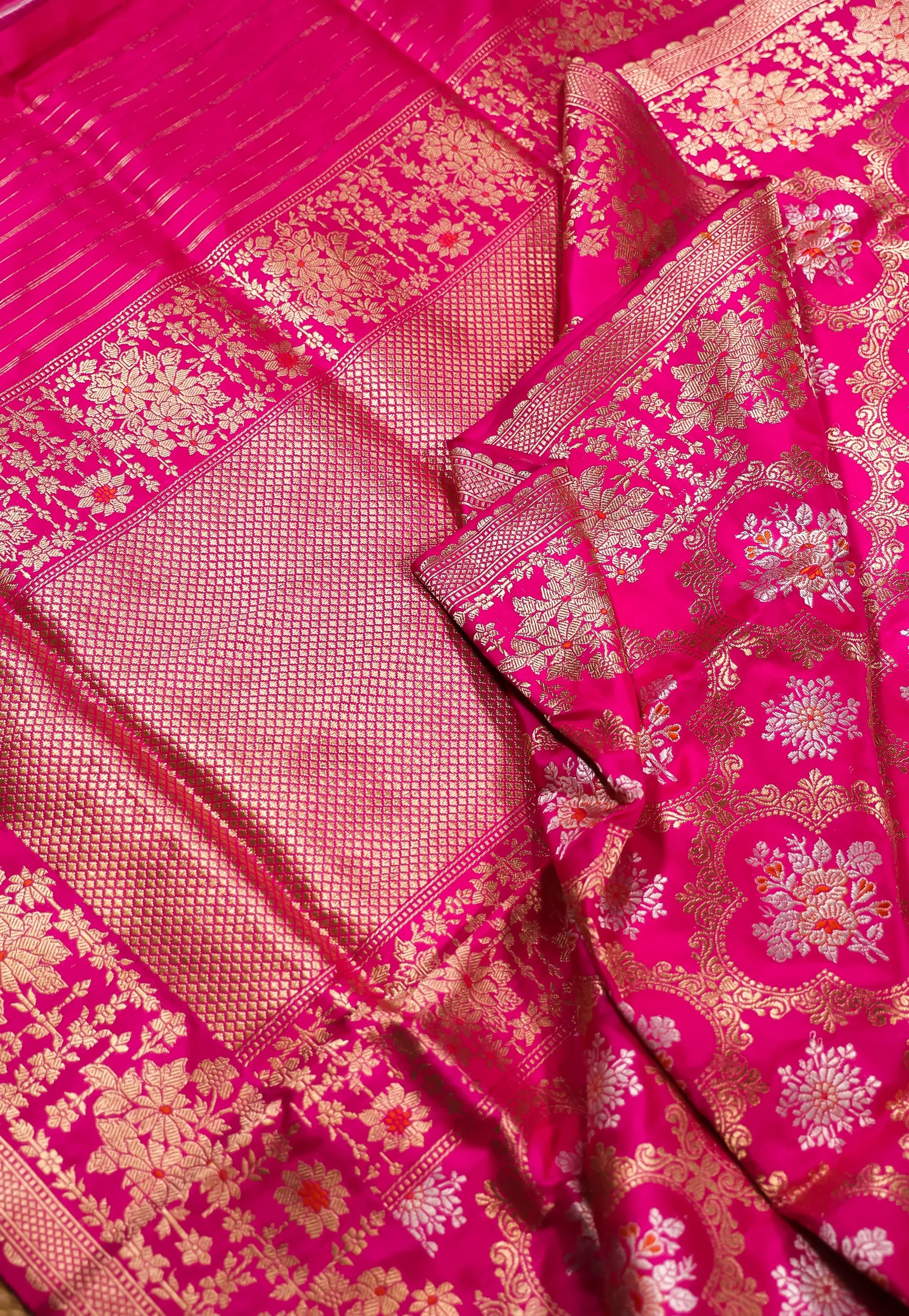 Rani Pink Pure Exclusive Kadwa Katan Silk Saree with Blouse Piece - Adi Akshoy & Co.