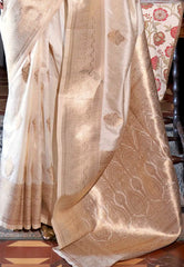 Off White Kanjivaram Silk Saree with Blouse Piece - Adi Akshoy & Co.