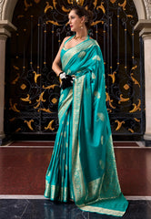 Rama Green Mashru Silk Saree with Blouse Piece – Adi Akshoy & Co.