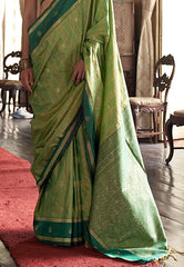 Green Kanjivaram Silk Saree With Blouse Piece – Adi Akshoy & Co.