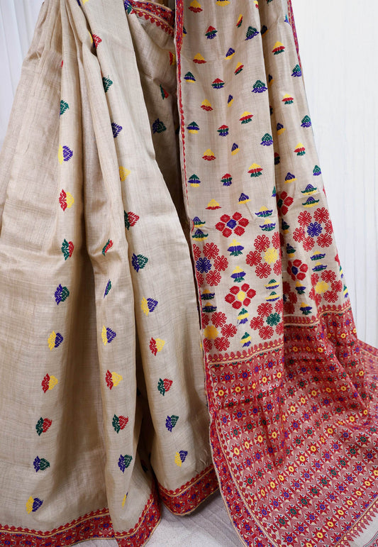Pure Muga Assam Silk Saree With Blouse Piece - Adi Akshoy & Co.