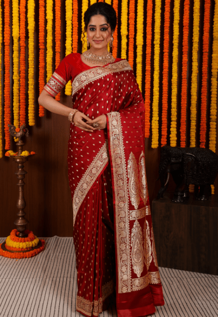 Why Adi Akshoy’s Banarasi Sarees Are Ideal for Your Wedding Day? - Adi Akshoy & Co.