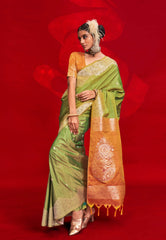 Green Tussar Silk Saree with Blouse Piece - Adi Akshoy & Co.