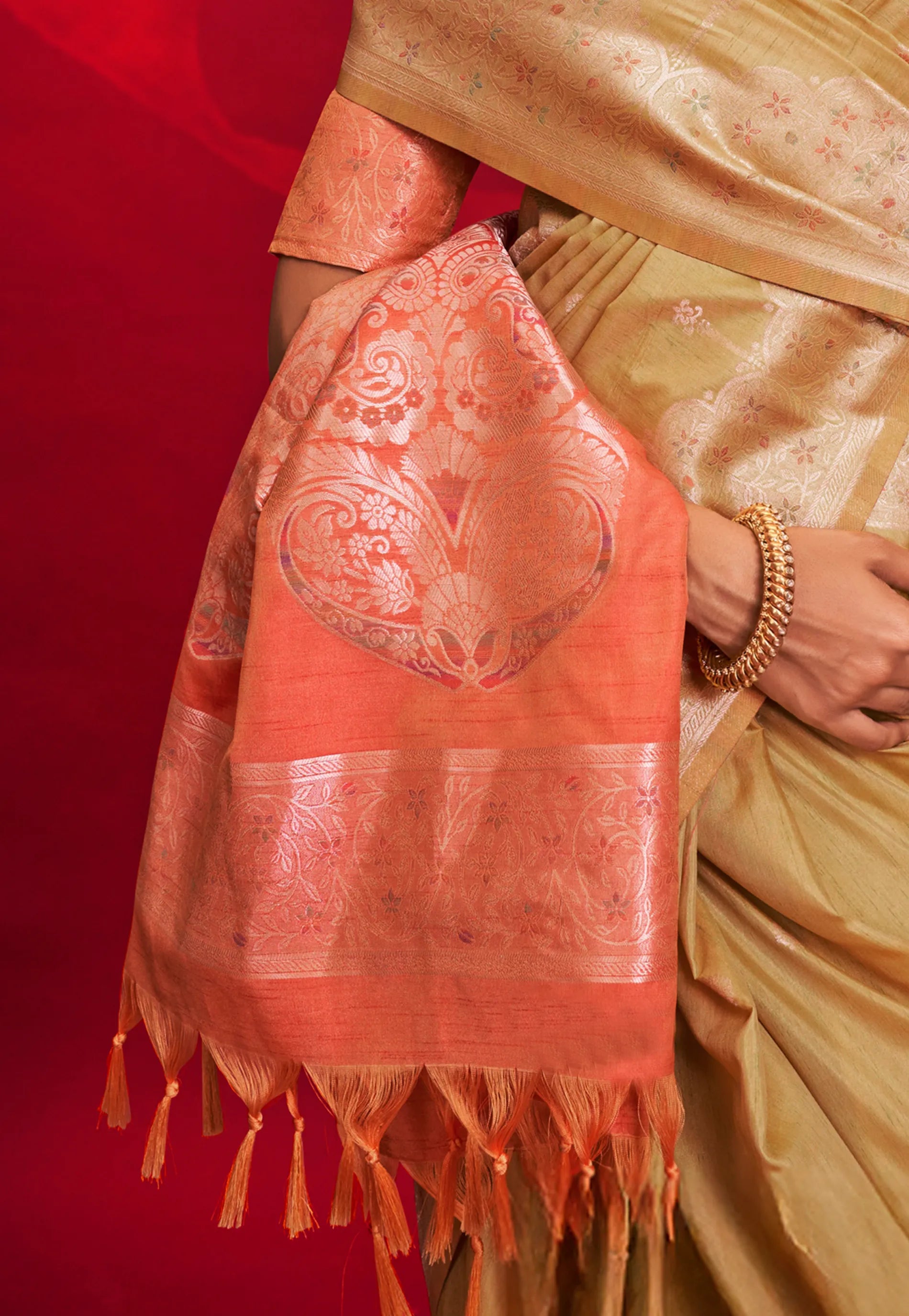 Golden Tussar Silk Saree with Blouse Piece