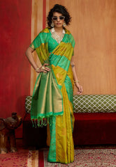 Parrot Green Kanjivaram Silk Saree with Blouse Piece - Adi Akshoy & Co.