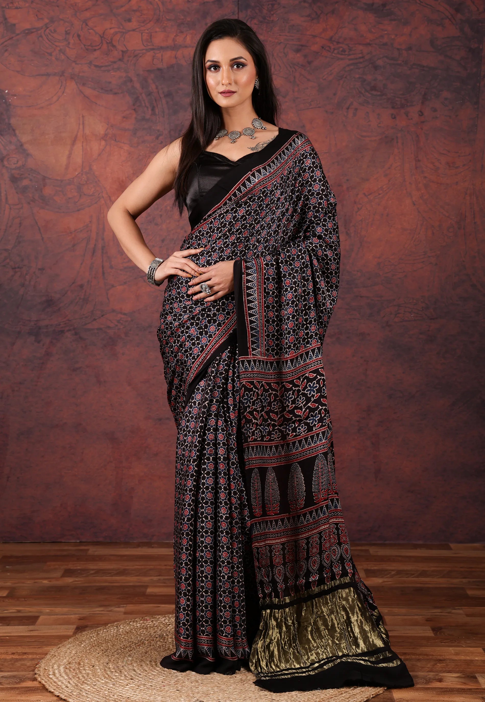 Black Modal Silk Saree With Blouse Piece - Adi Akshoy & Co.