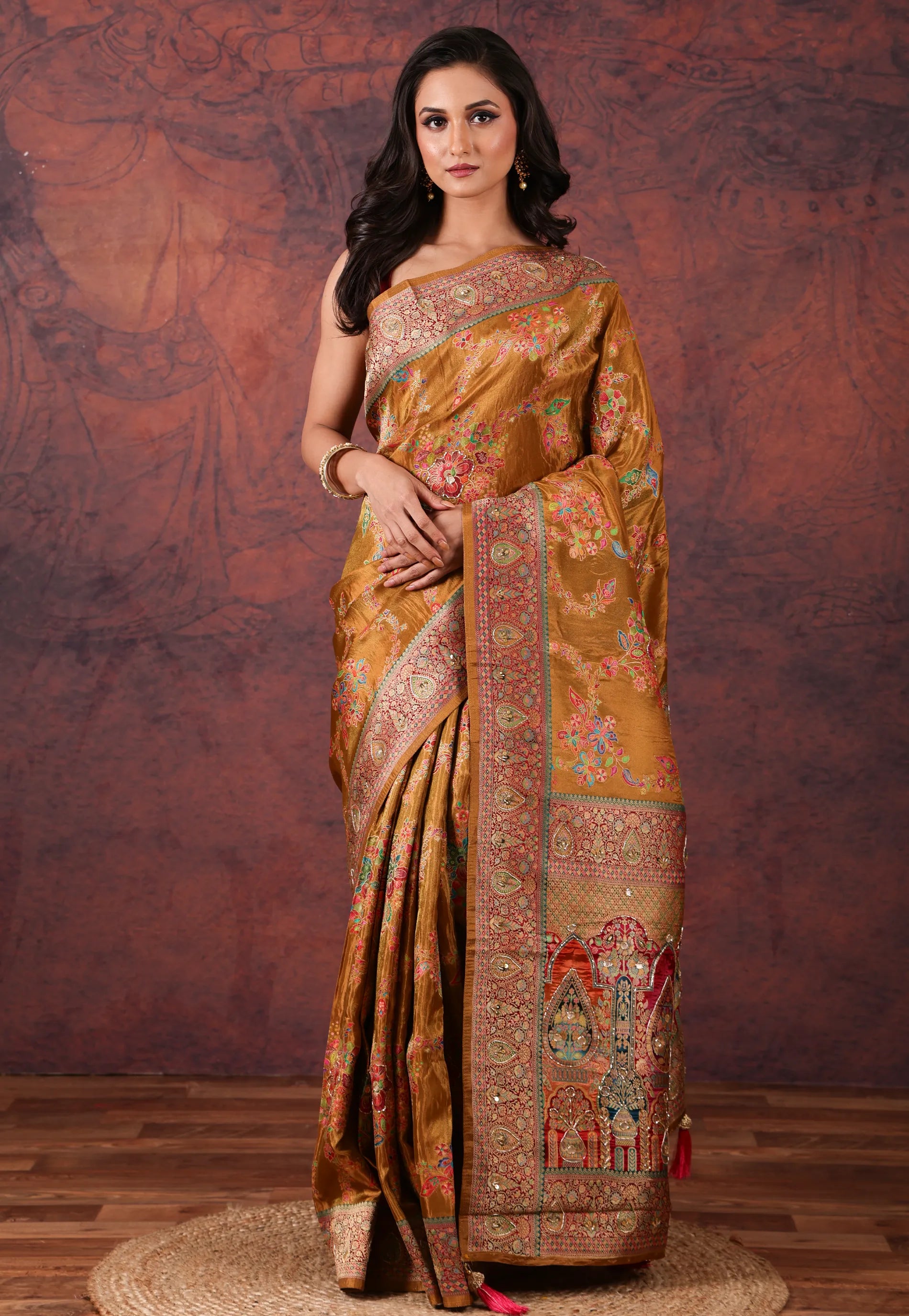 Cross Brown Kani Silk Saree With Blouse Piece - Adi Akshoy & Co.