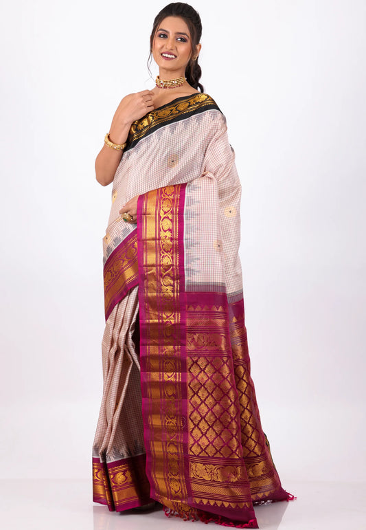 Light Pink checks with Magenta Golden Border Gadwal Pure Silk Saree With Blouse Piece - Adi Akshoy & Co.
