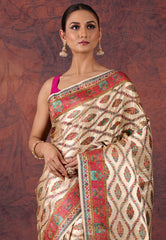 Cream Colour Kani Silk Saree With Blouse Piece - Adi Akshoy & Co.