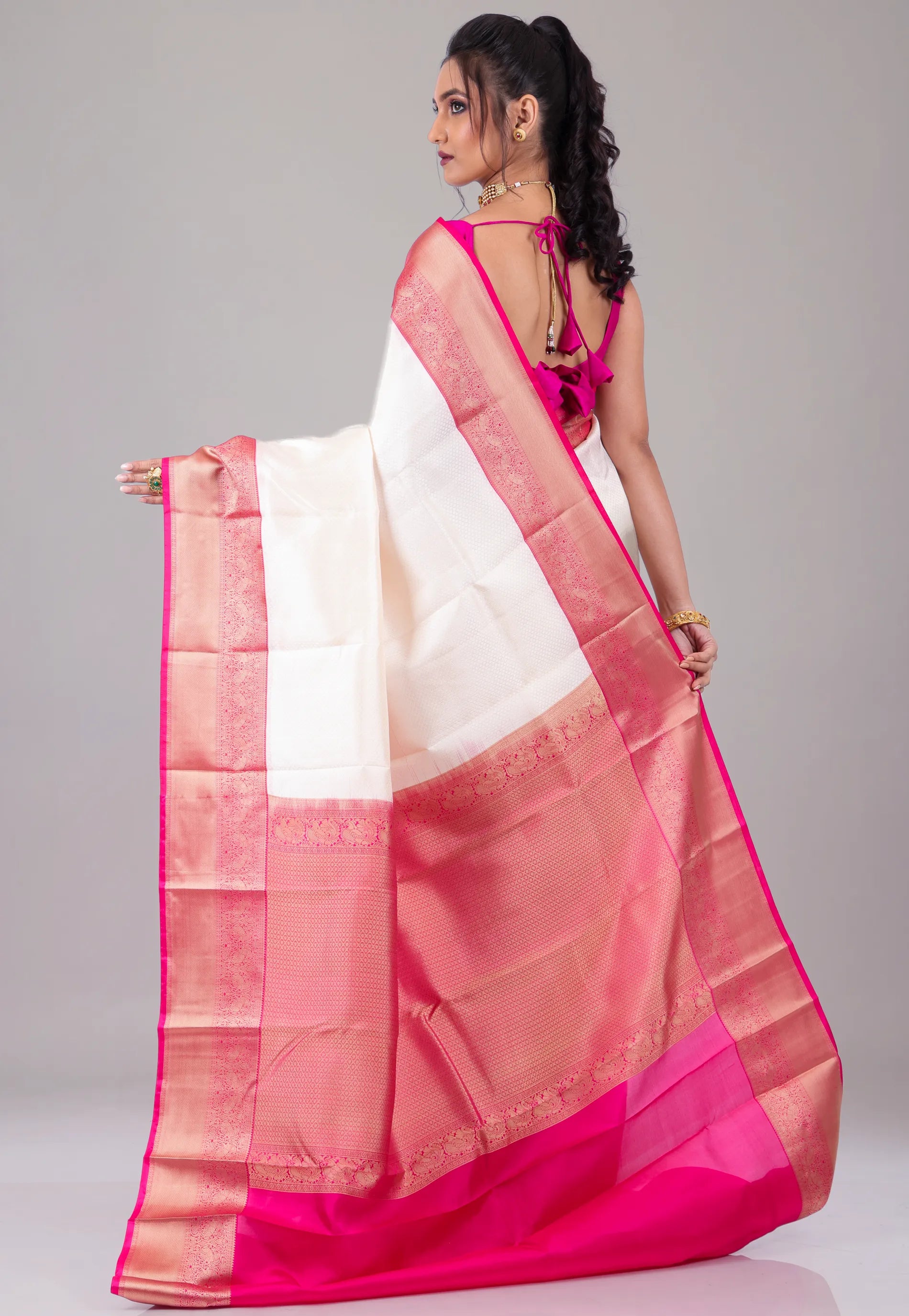 Cream White with Rani Border Pure Kanjivaram Silk Saree With Blouse Piece - Adi Akshoy & Co.