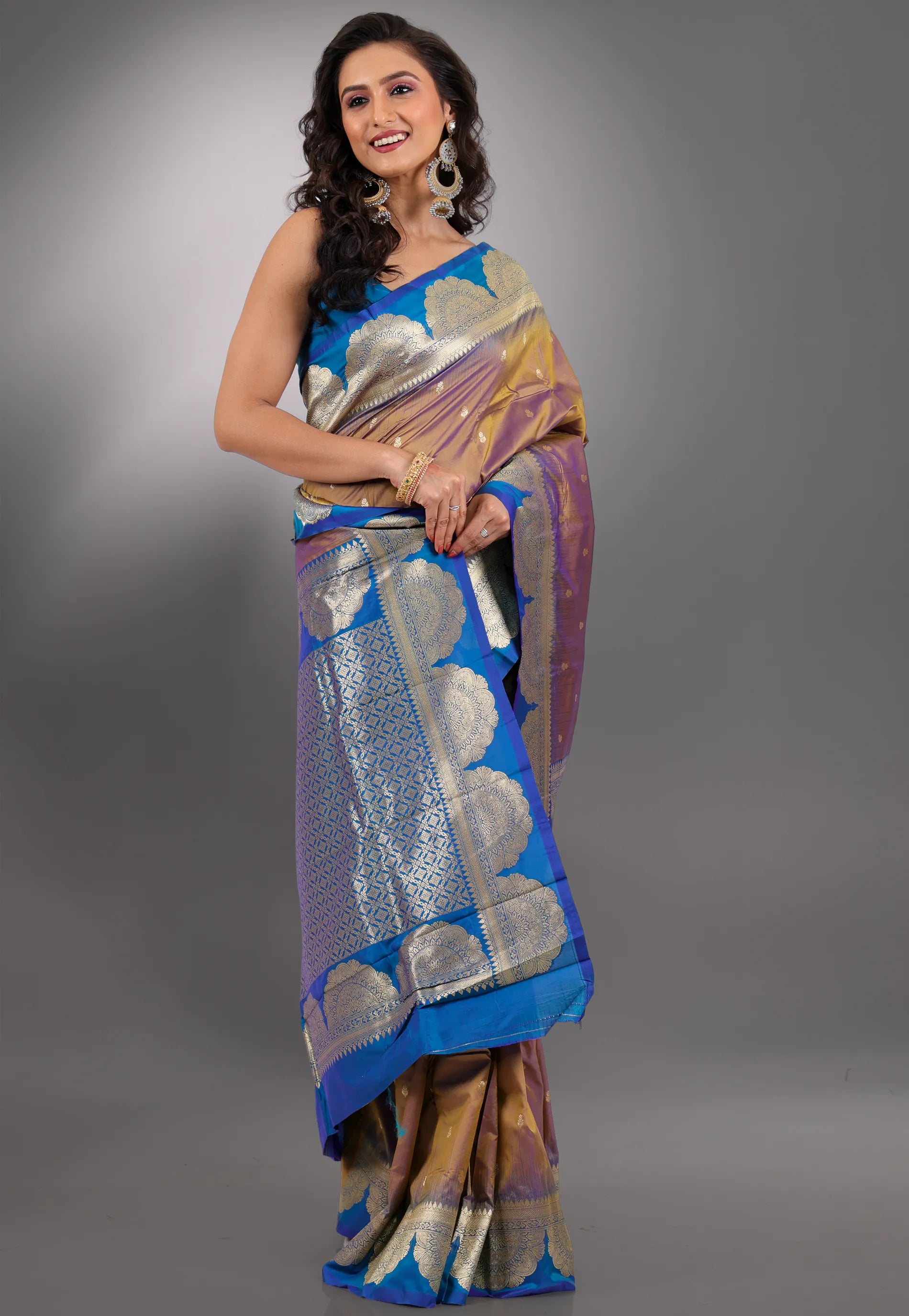Dual Shades of Mustard and Purple Kanjivaram Silk Saree With Blouse Piece - Adi Akshoy & Co.
