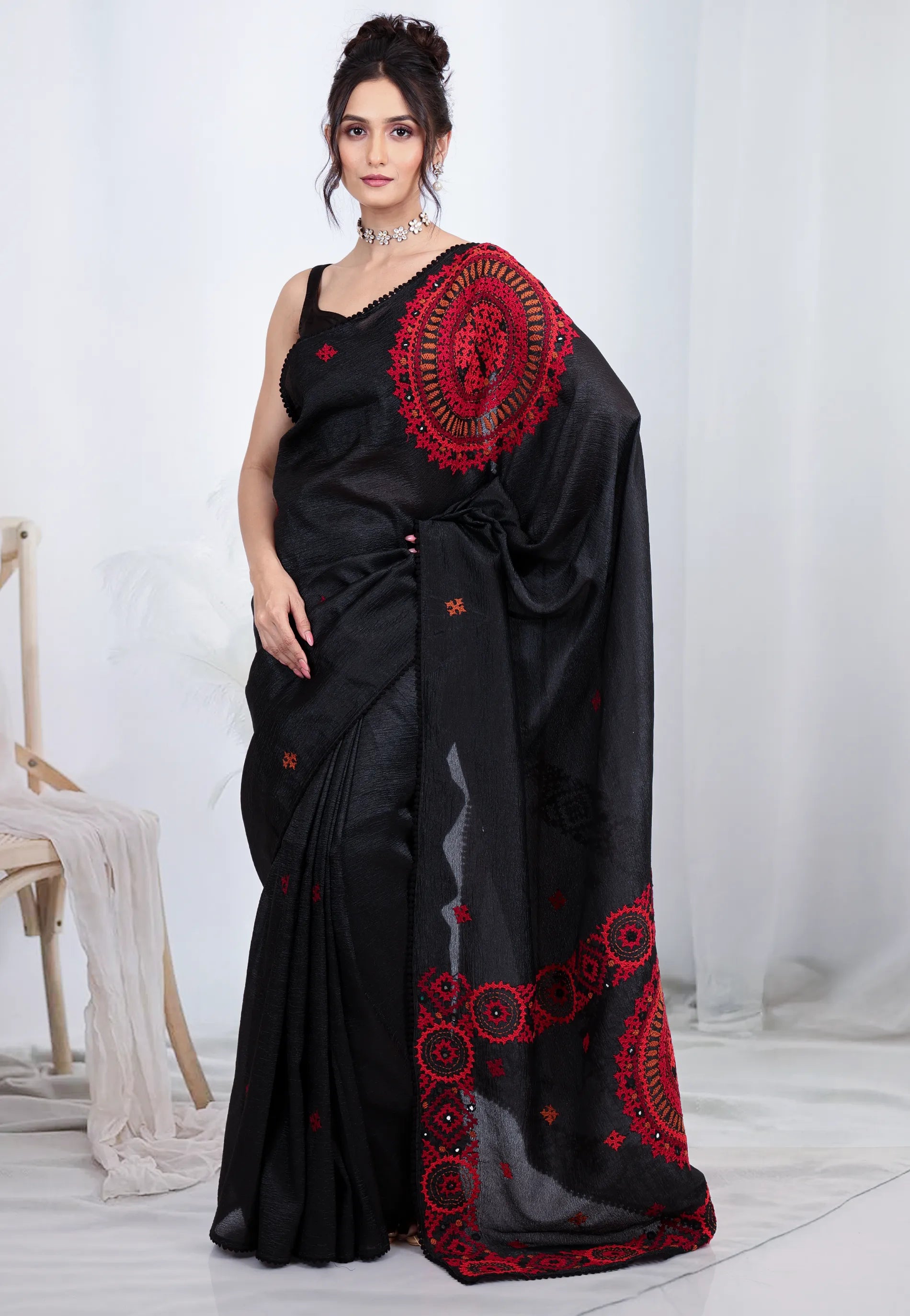 Black Crush Tissue Kantha Silk Saree With Blouse Piece - Adi Akshoy & co.