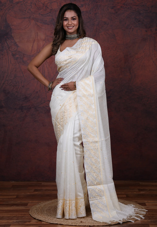 White Tussar Kantha Silk Saree With Blouse Piece - Adi Akshoy & Co.