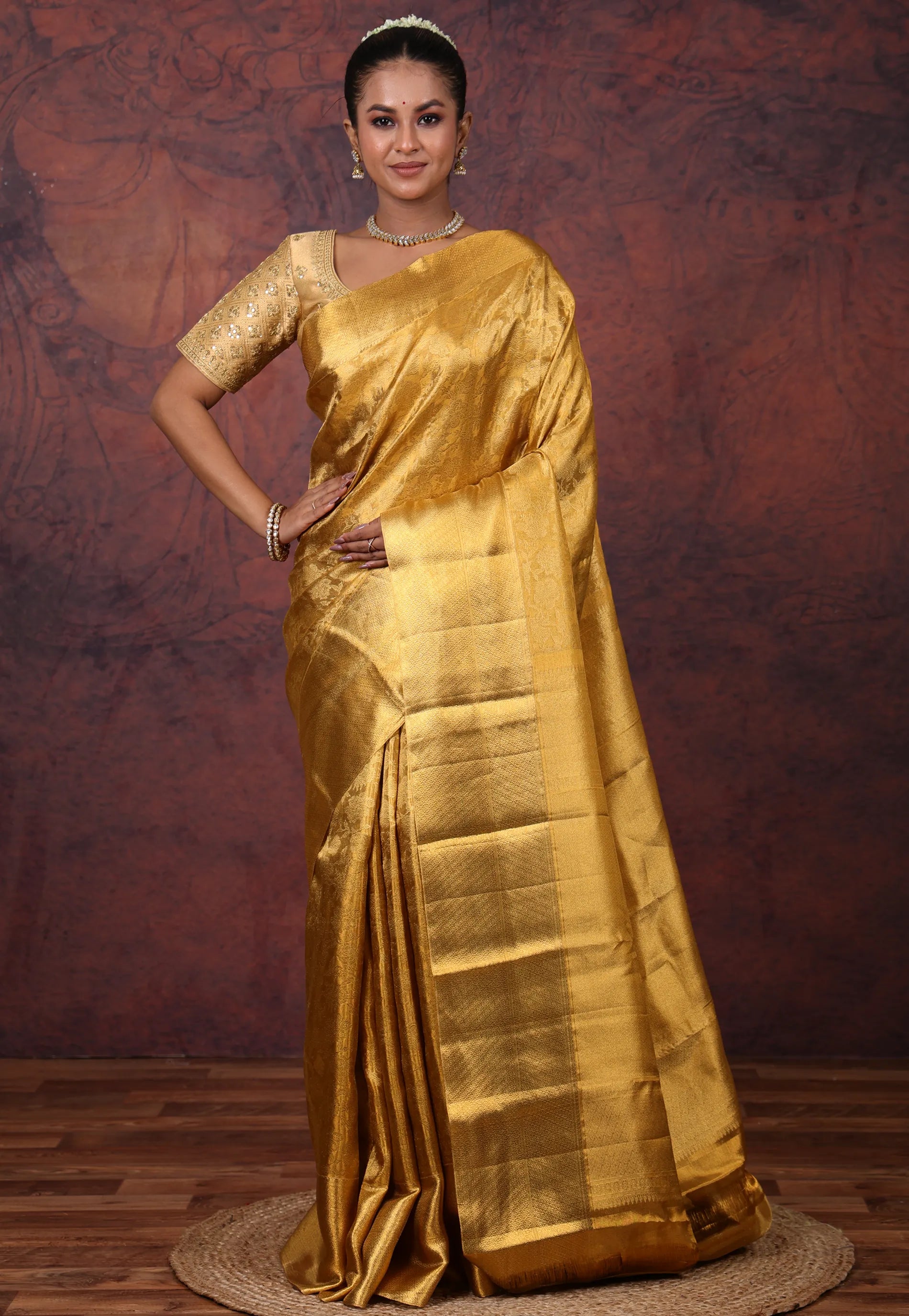 Golden Brocade Pure Tissue Kanjivaram Silk Saree With Blouse Piece - Adi Akshoy & Co.