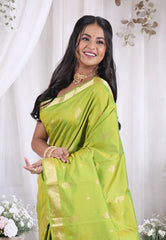 Parrot Green Pure Kanjivaram Silk Saree with Blouse Piece - Adi Akshoy & Co.