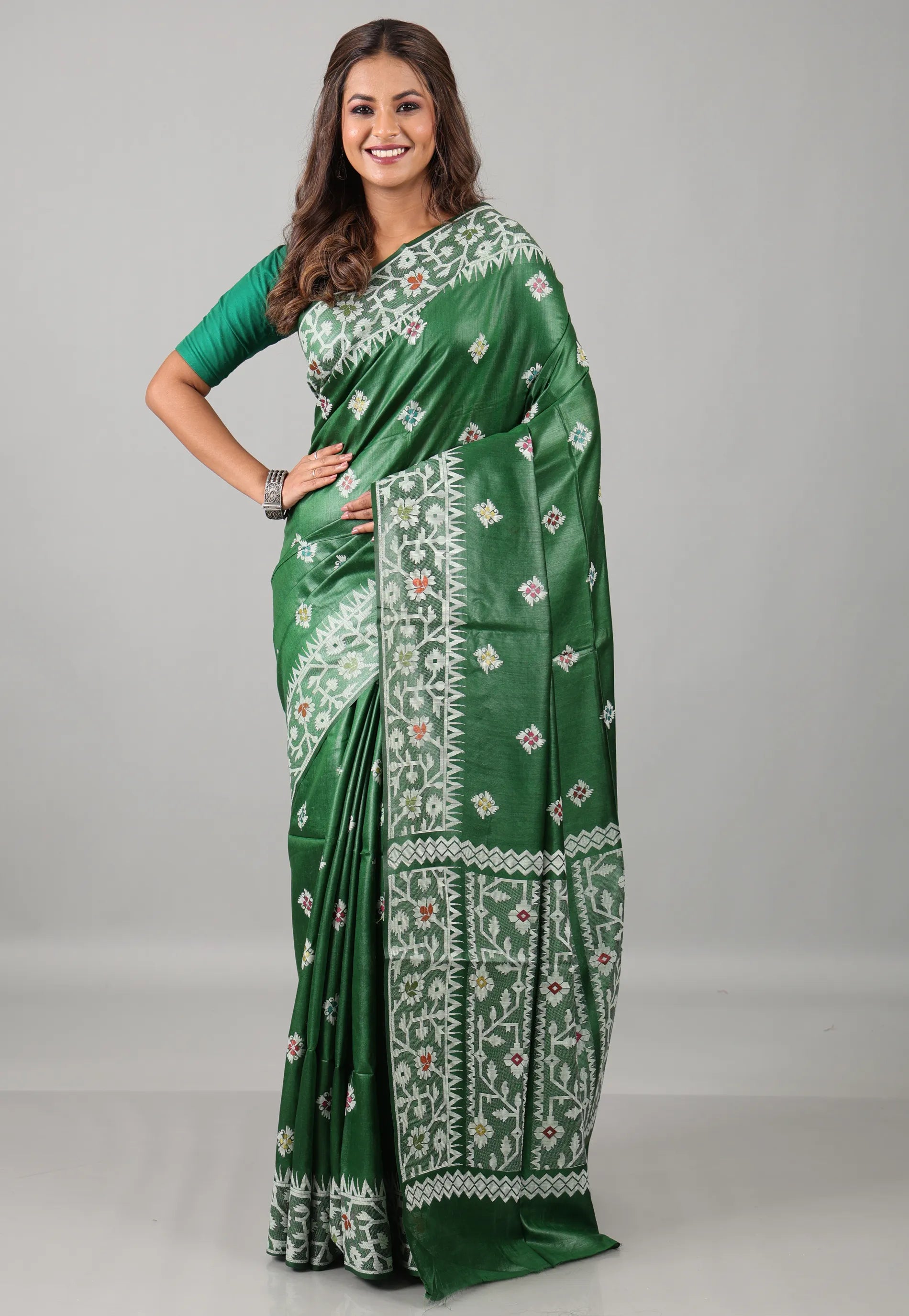 Rama Green Pure Tussar Silk Saree with Blouse Piece - Adi Akshoy & Co.