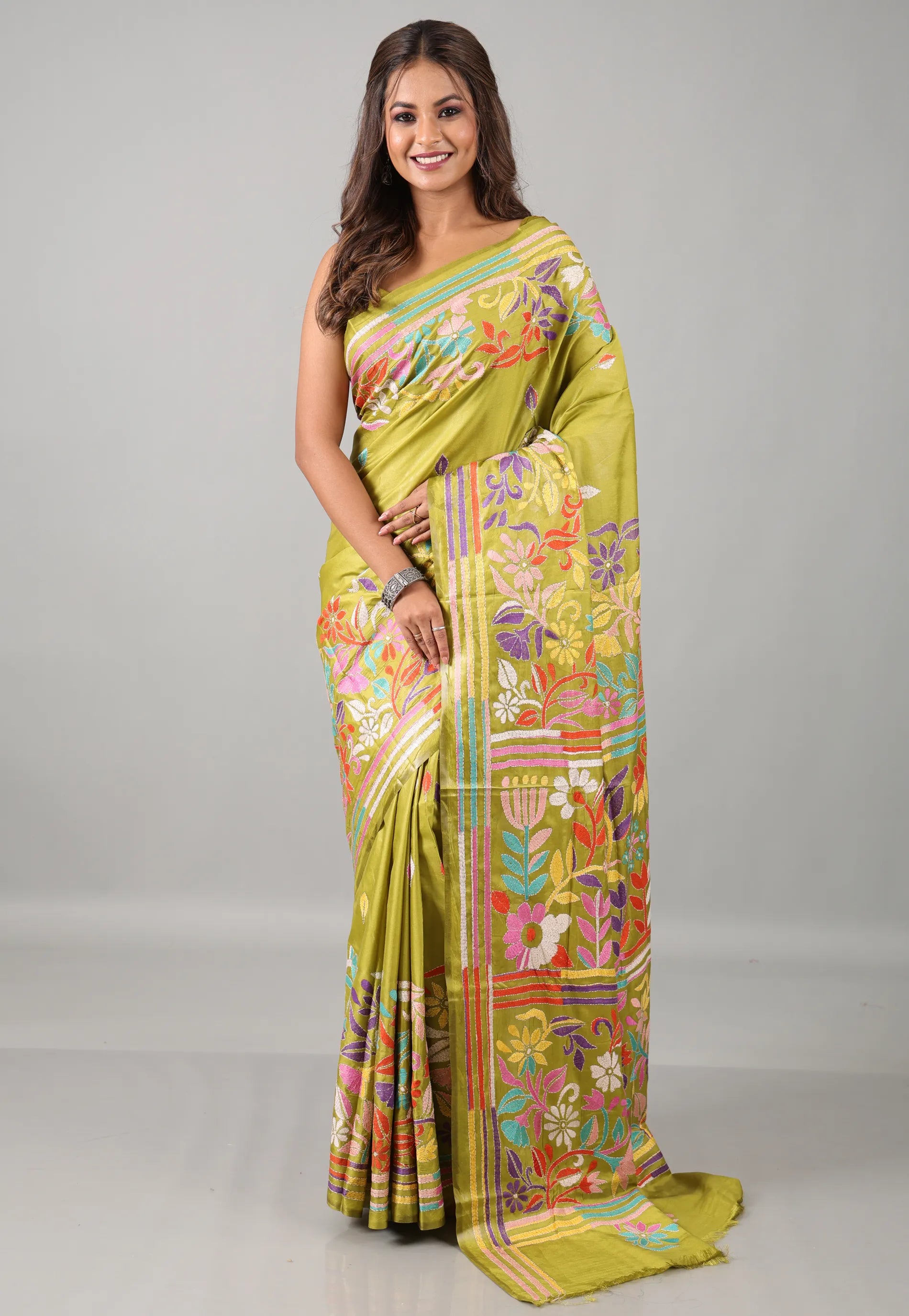 Pesta Green Kantha Silk Saree With Blouse Piece - Adi Akshoy & Co.