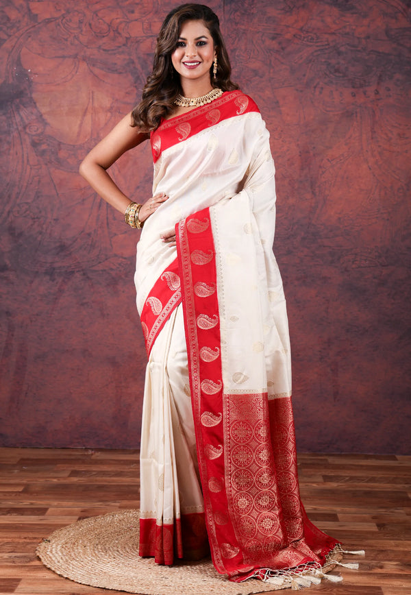 White Tussar Silk Saree with Blouse Piece - Adi Akshoy & Co.