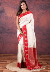 White Tussar Silk Saree with Blouse Piece - Adi Akshoy & Co.