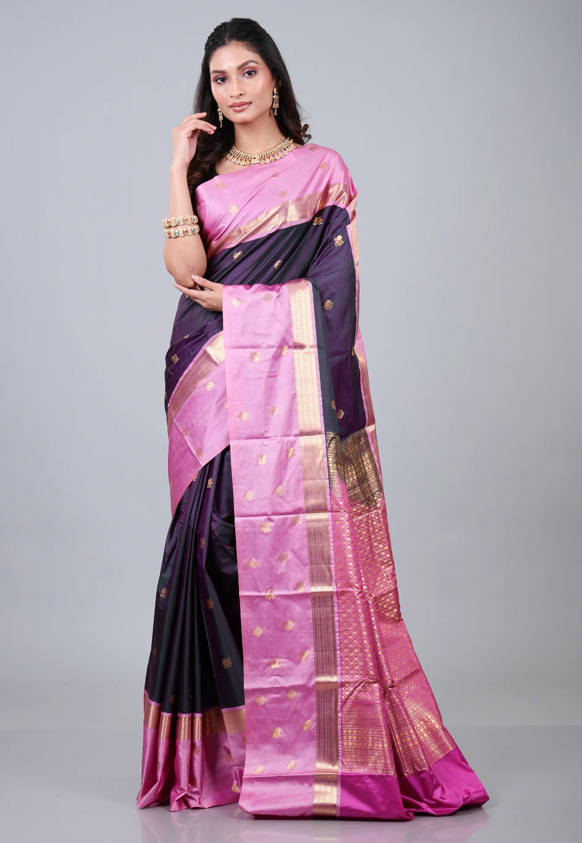 Cross Purple & Navy Blue Kanjivaram Silk Saree with Blouse Piece - Adi Akshoy & Co.