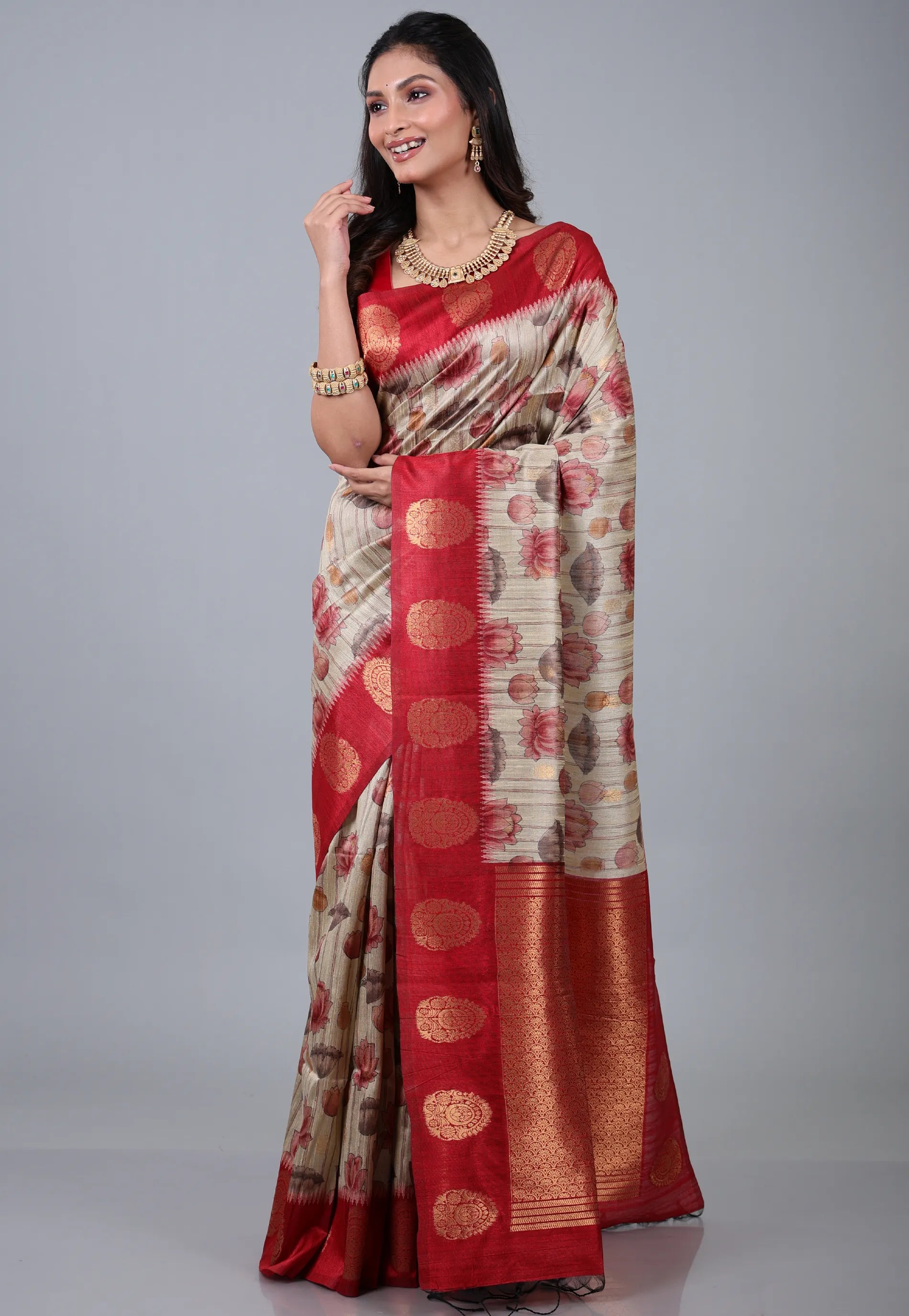Tussar Colour Tussar Kalamkari Silk Saree with Blouse Piece - Adi Akshoy & Co.