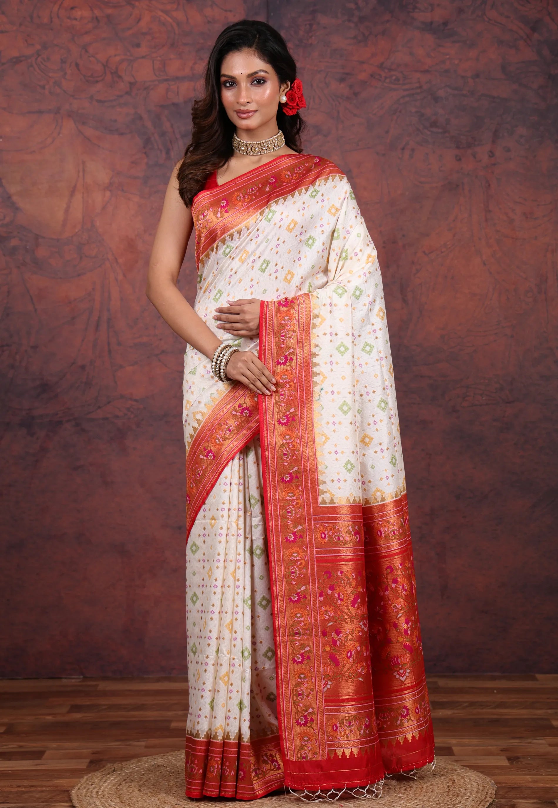 White Tussar Silk Saree with Blouse Piece - Adi Akshoy & Co.