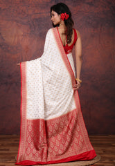 White Mashru Silk Saree with Blouse Piece - Adi Akshoy & Co.