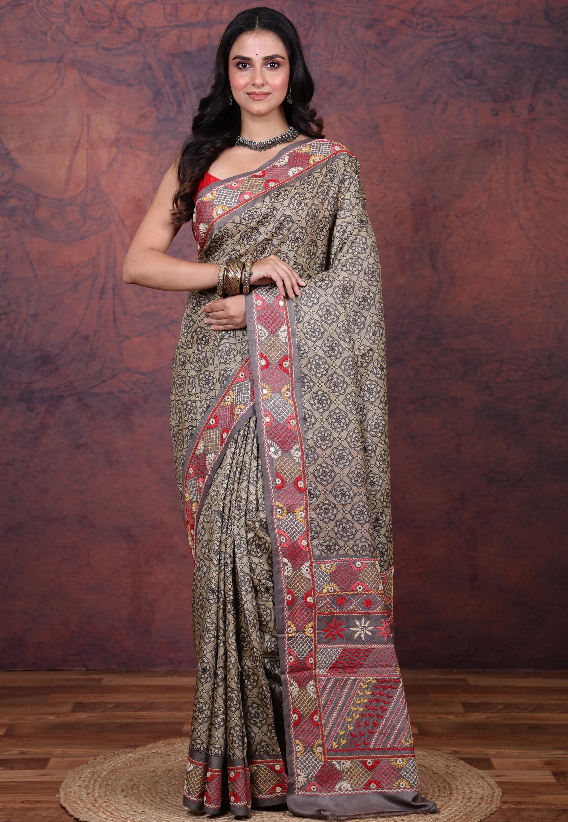 Grey Pure Tussar Kantha Silk Saree With Blouse Piece - Adi Akshoy & Co.