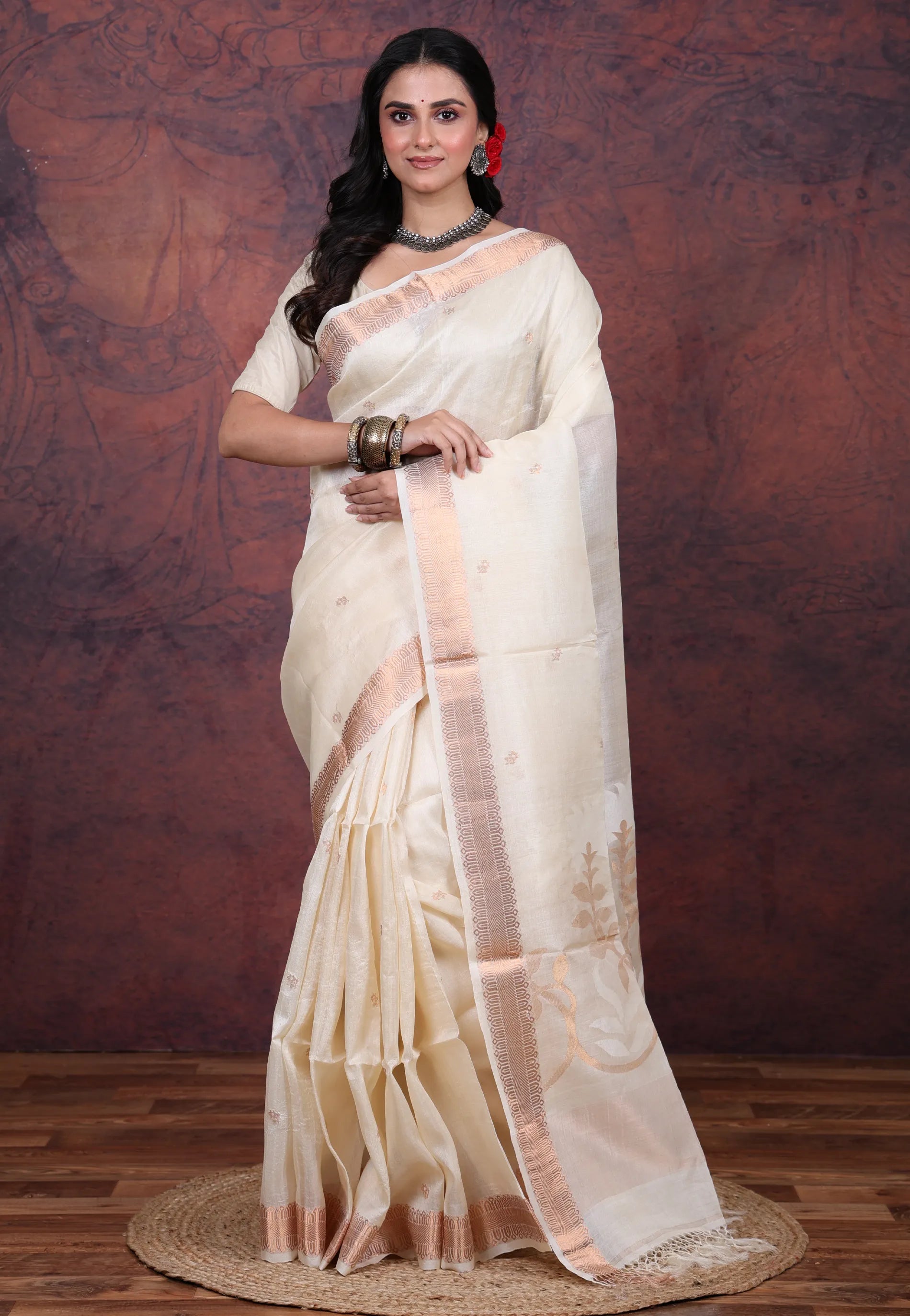 White Pure Tussar Dhakai Jamdani Saree with Blouse Piece - Adi Akshoy & Co.