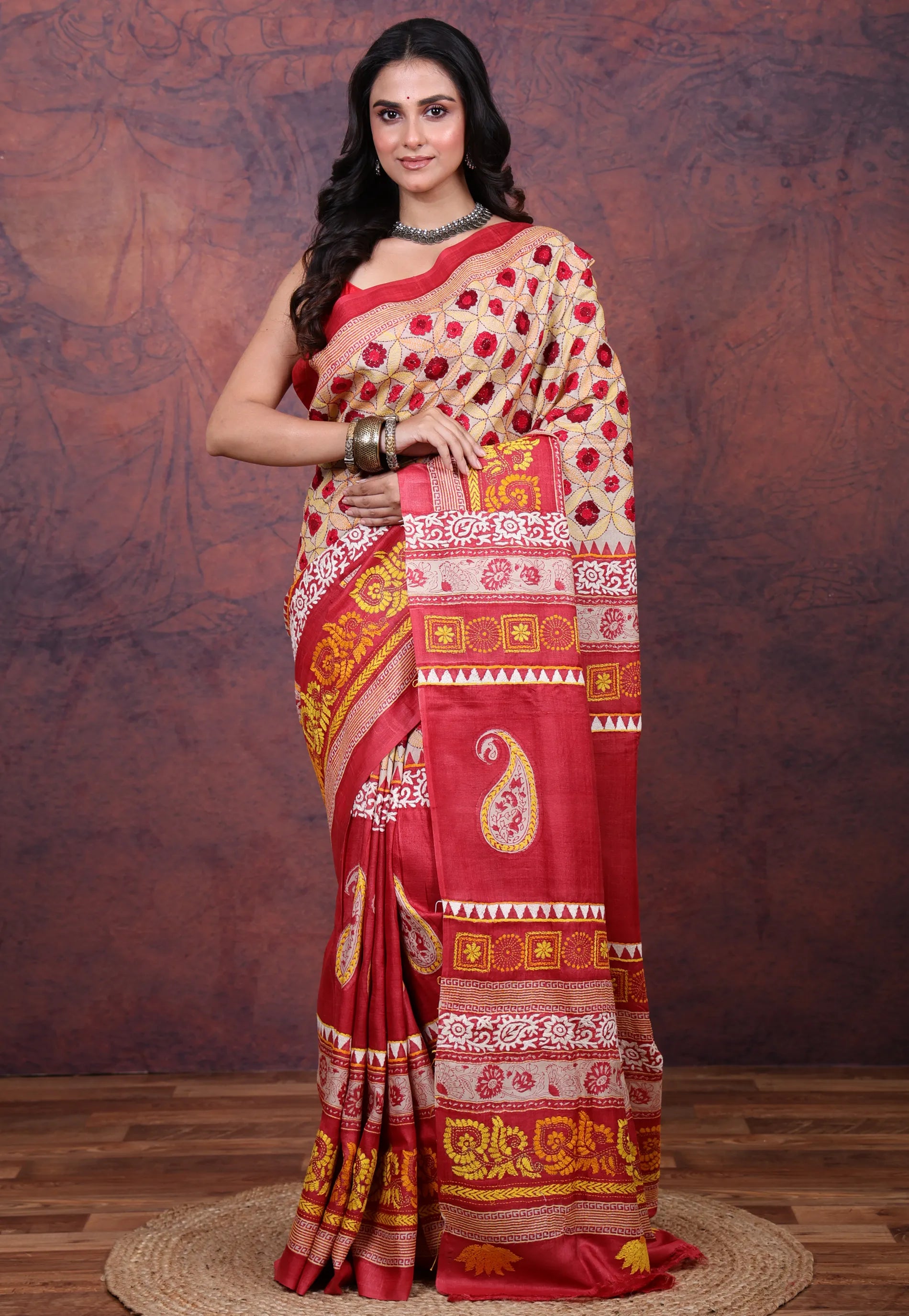 Red & White Pure Tussar Kantha Silk Saree With Blouse Piece - Adi Akshoy & Co.