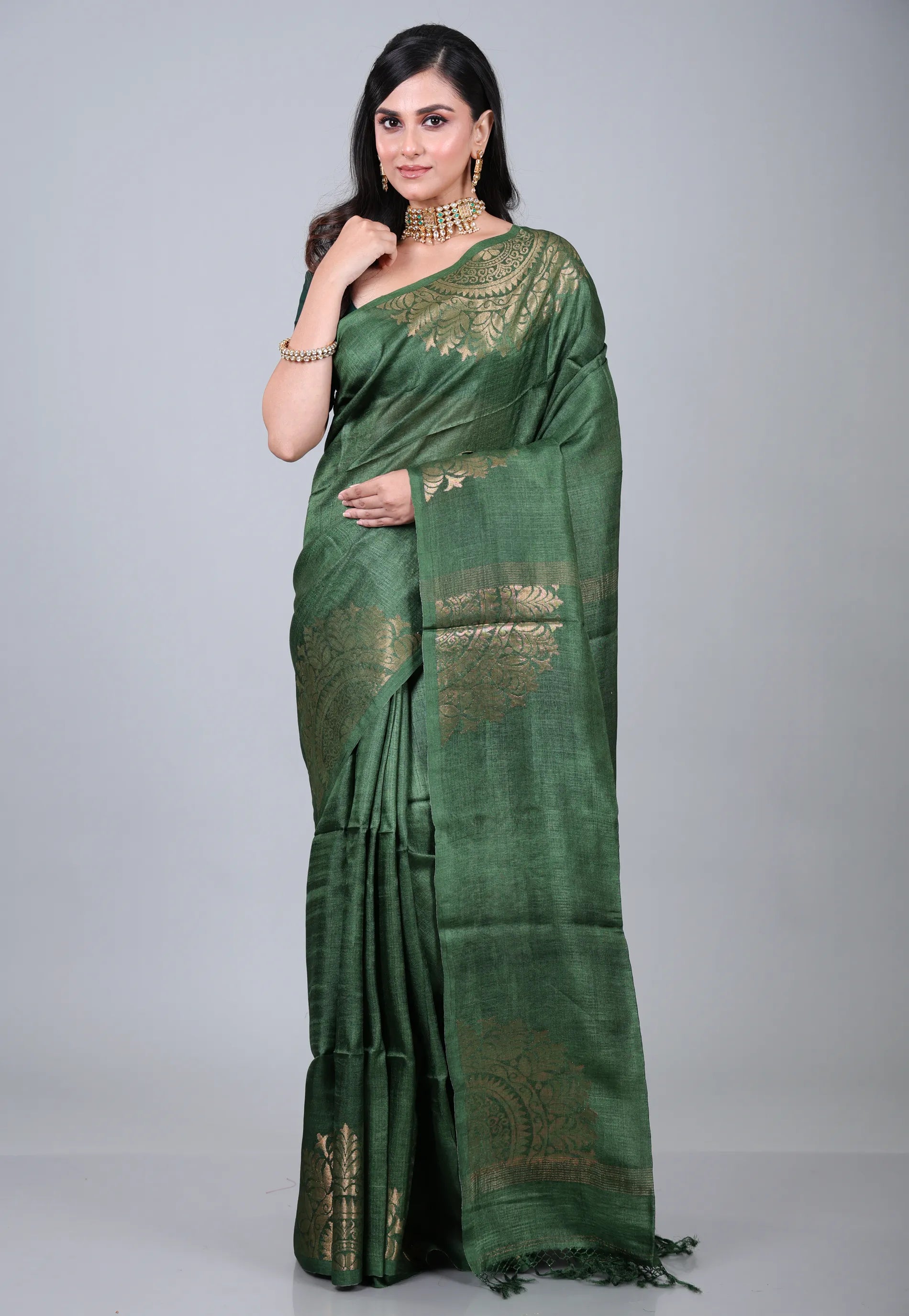 Bottle Green Pure Tussar Dhakai Jamdani Saree with Blouse Piece - Adi Akshoy & Co.