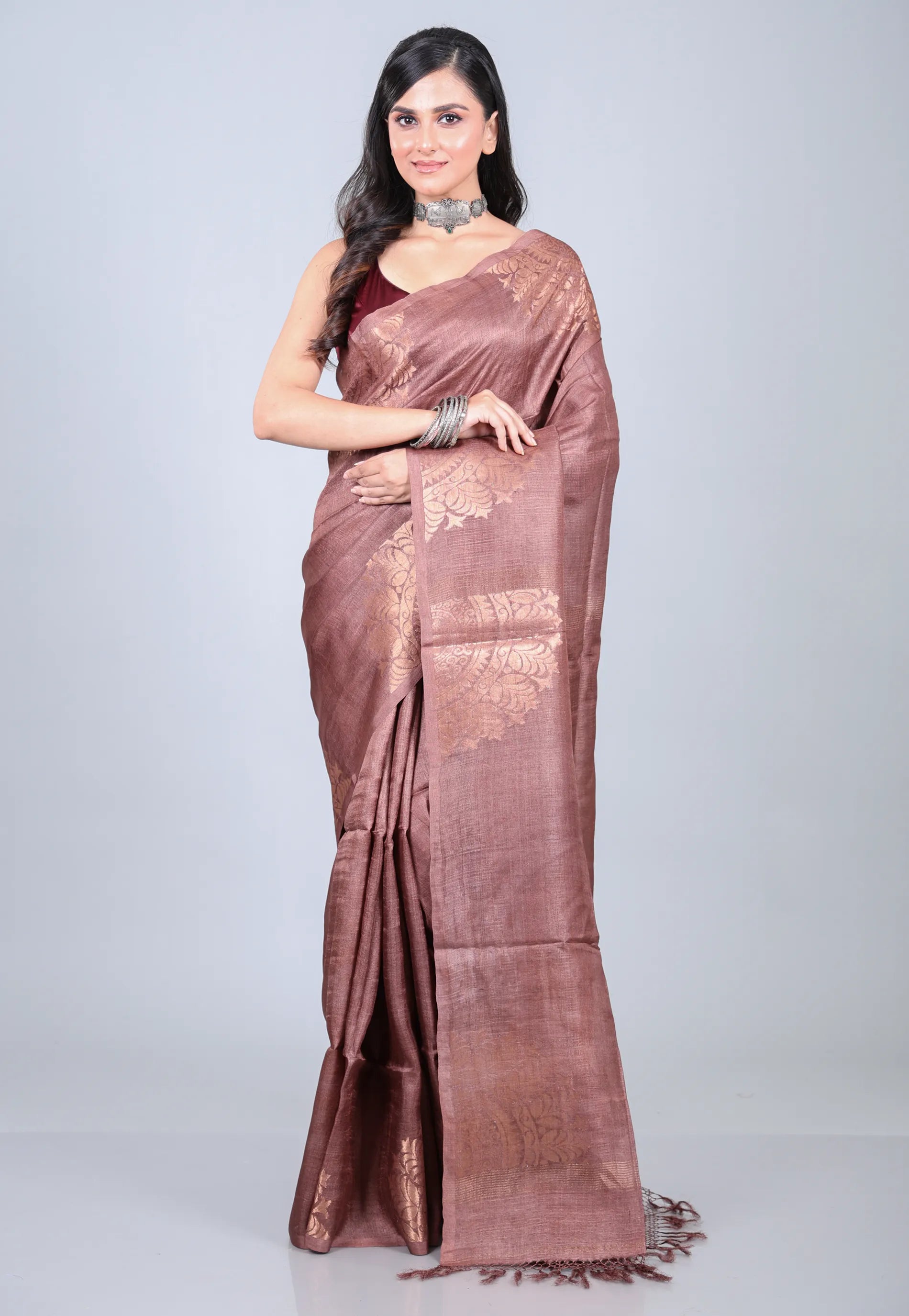 Mauve Pure Tussar Dhakai Jamdani Saree with Blouse Piece - Adi Akshoy & Co.