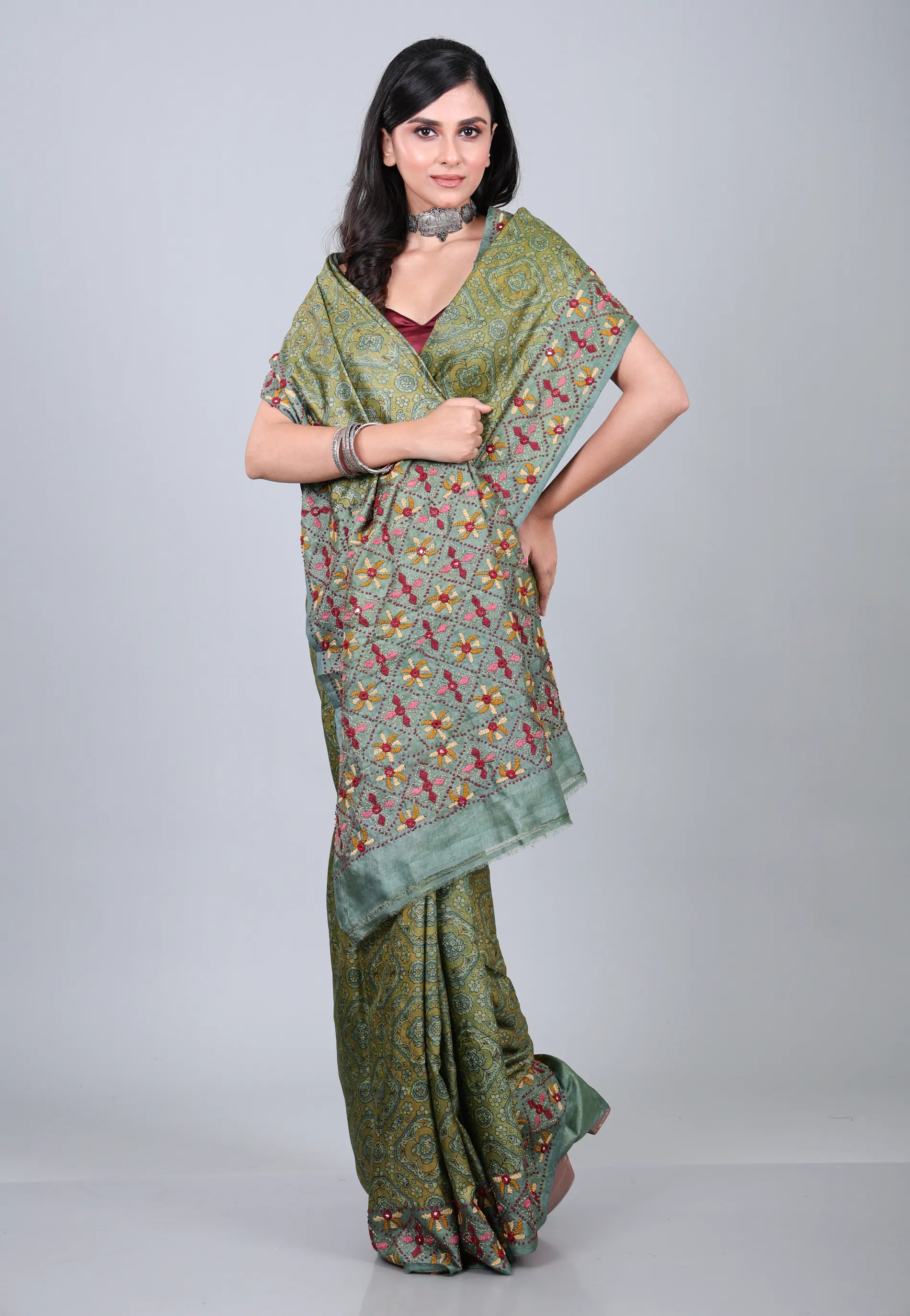 Green Pure Tussar Kantha Silk Saree With Blouse Piece - Adi Akshoy & Co.