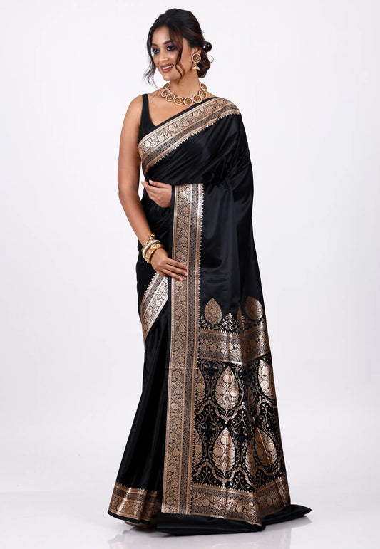 Black Wedding Banarasi Silk Saree with Blouse Piece