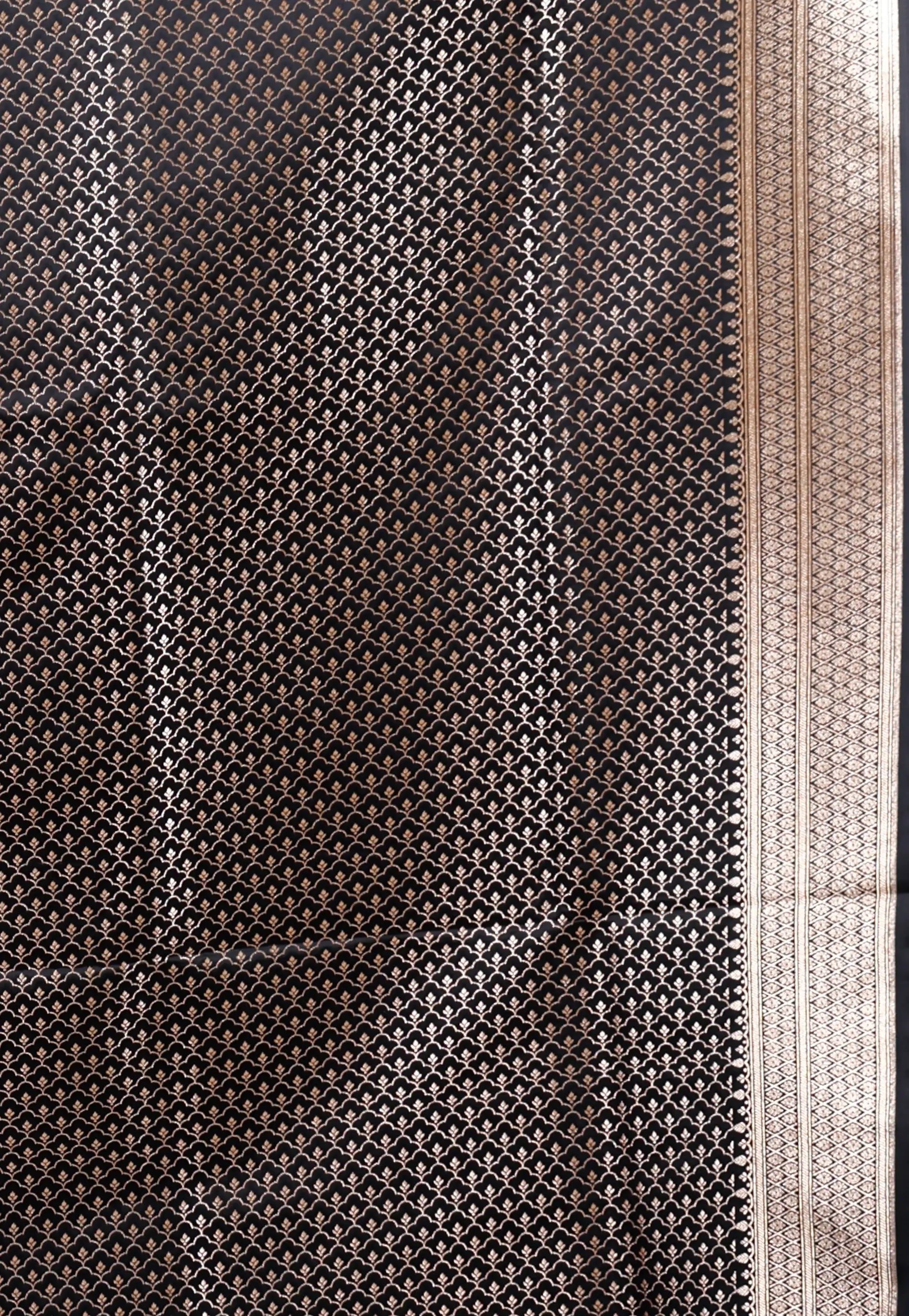 Black Wedding Banarasi Silk Saree with Blouse Piece