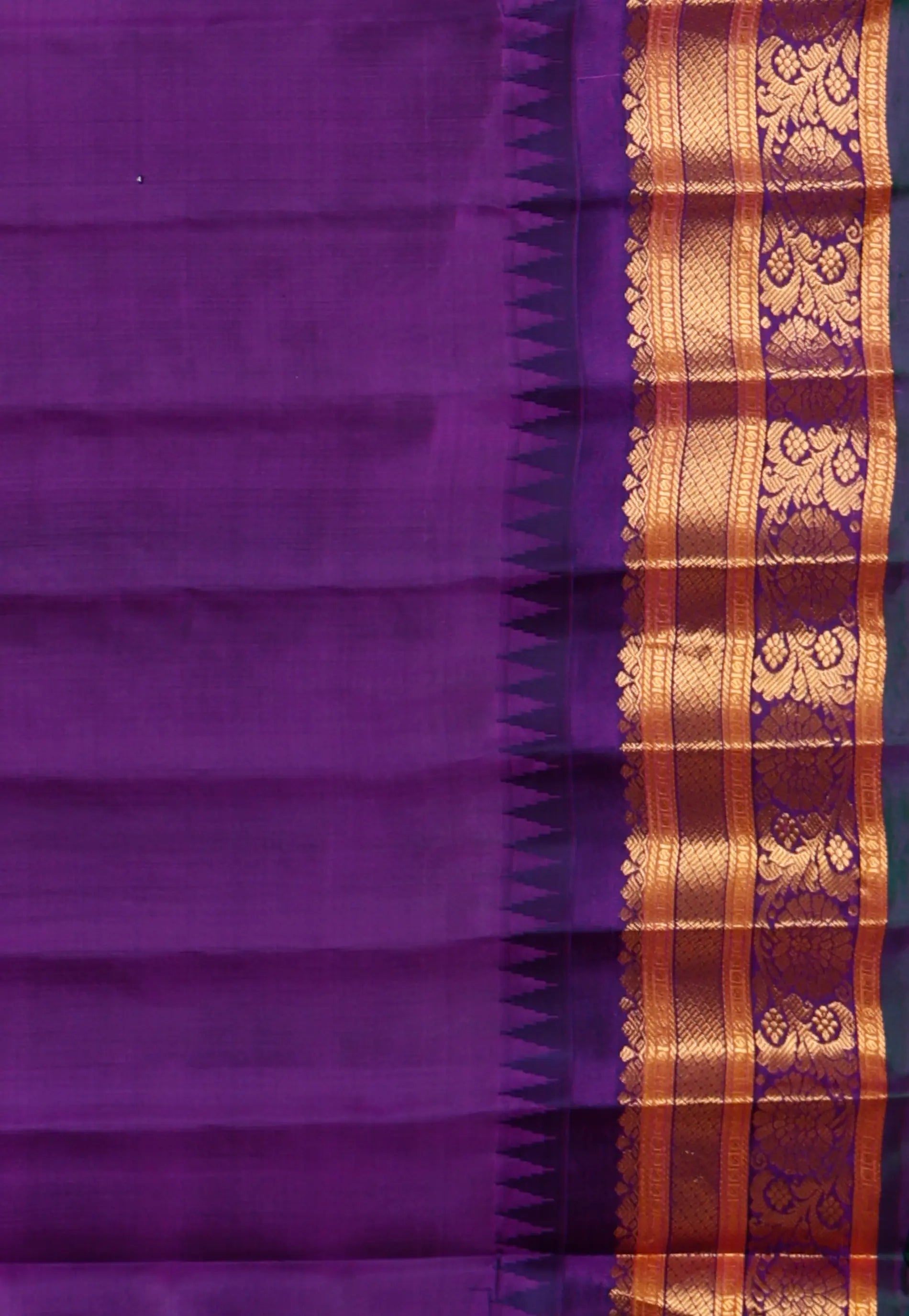 Off White with Purple Border Gadwal Pure Silk Saree With Blouse Piece
