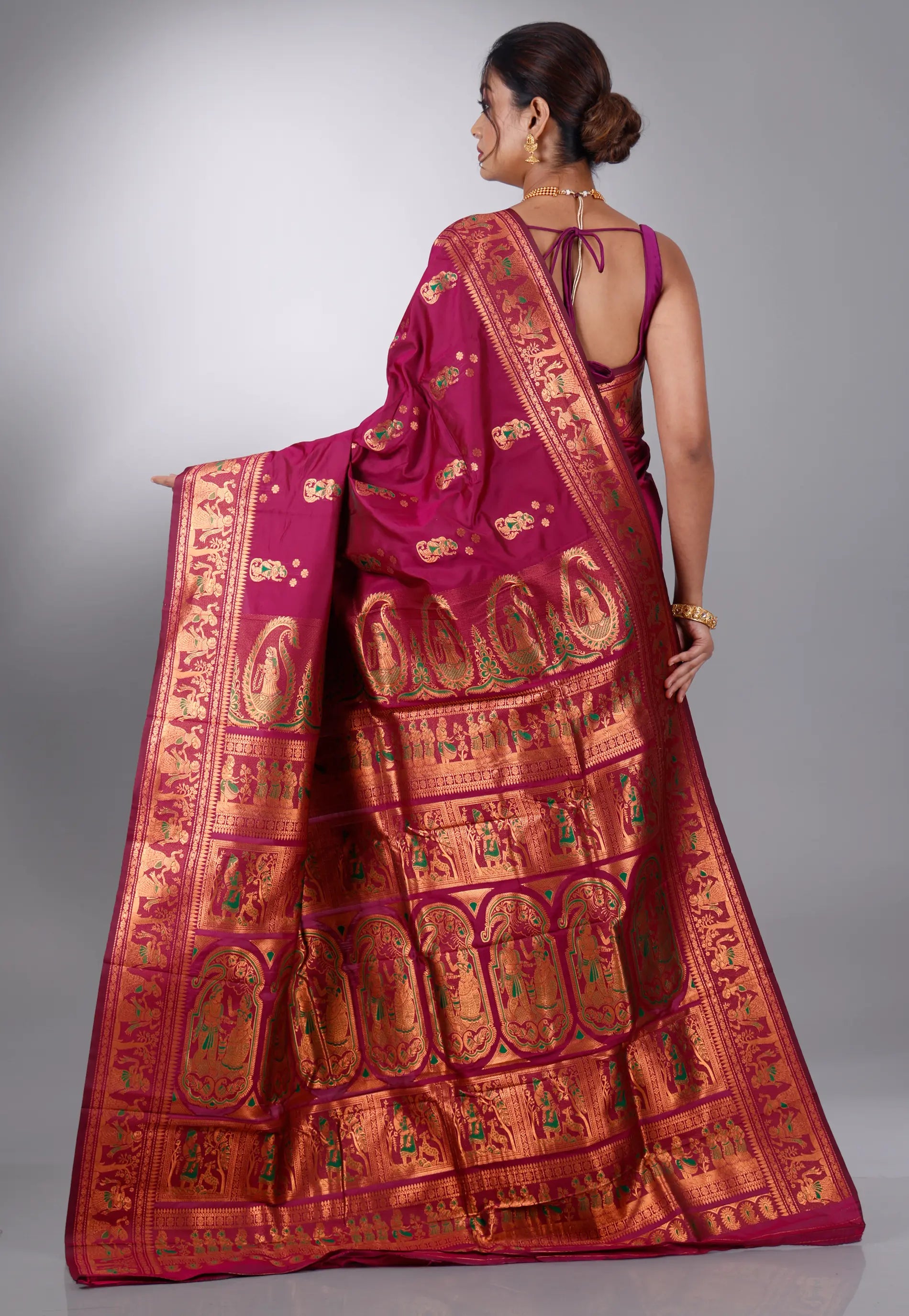 Magenta Baluchari Silk Saree with Blouse Piece