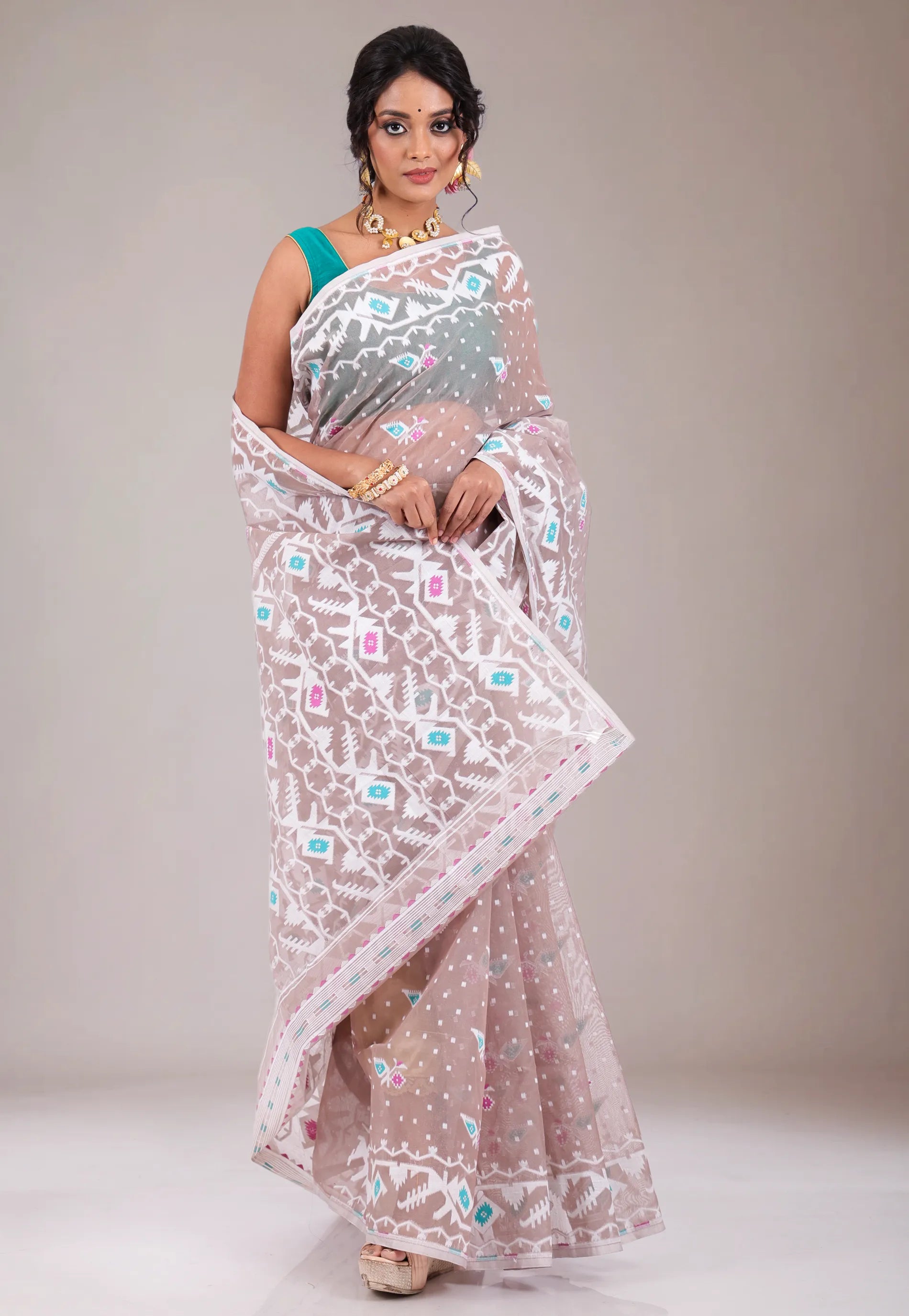 Light Brown Dhakai Jamdani Cotton Saree without Blouse Piece - Adi Akshoy & Co.