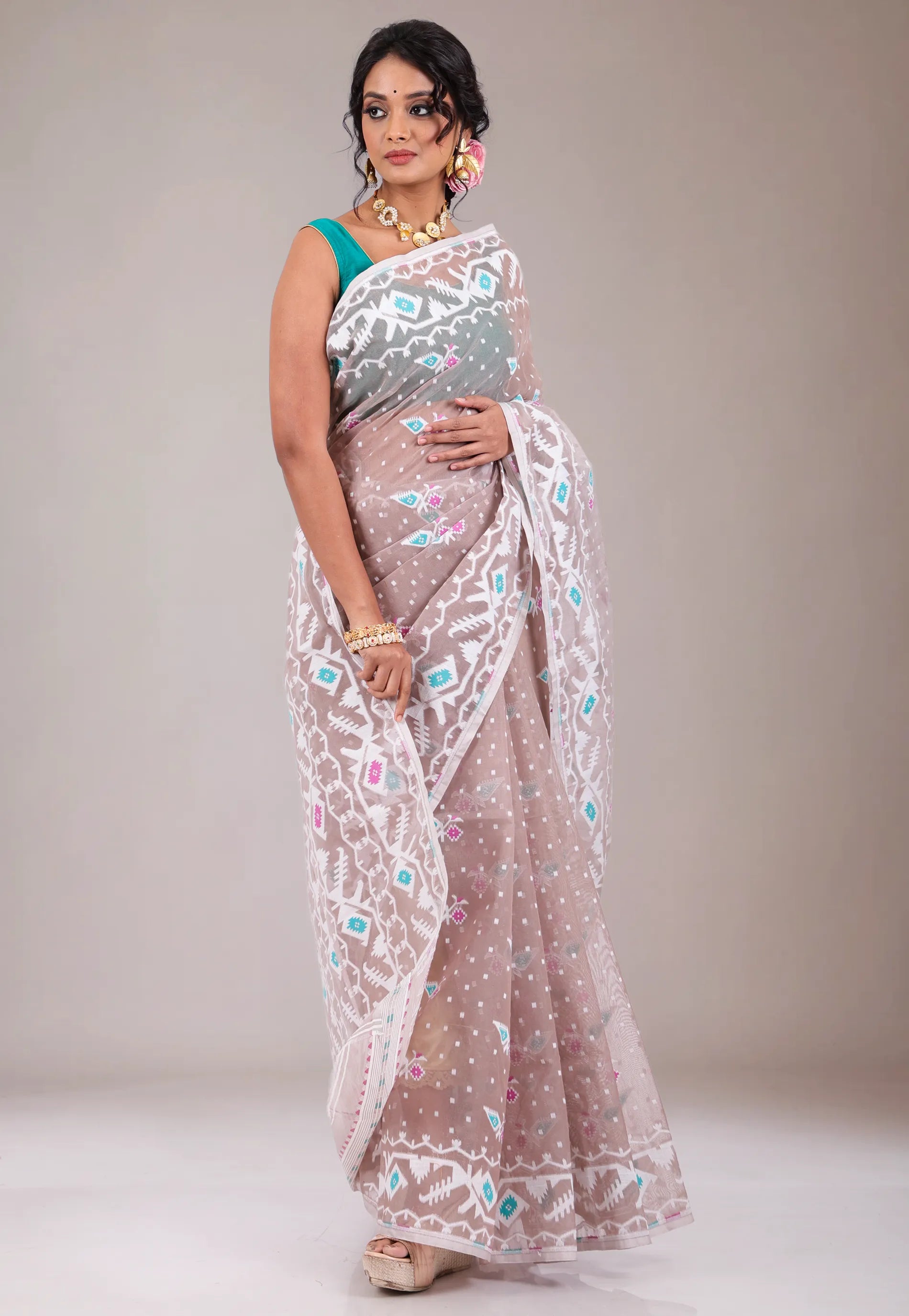 Light Brown Dhakai Jamdani Cotton Saree without Blouse Piece - Adi Akshoy & Co.