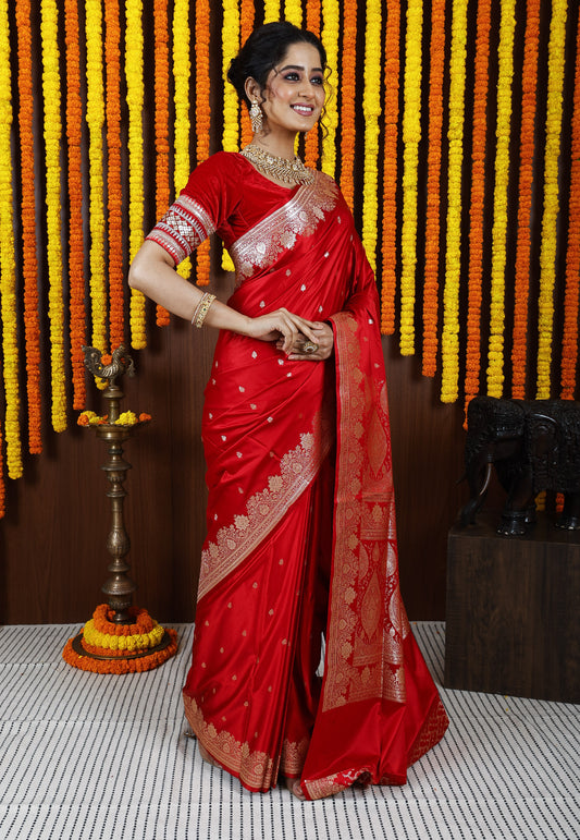 Red Wedding Banarasi Silk Saree with Blouse Piece