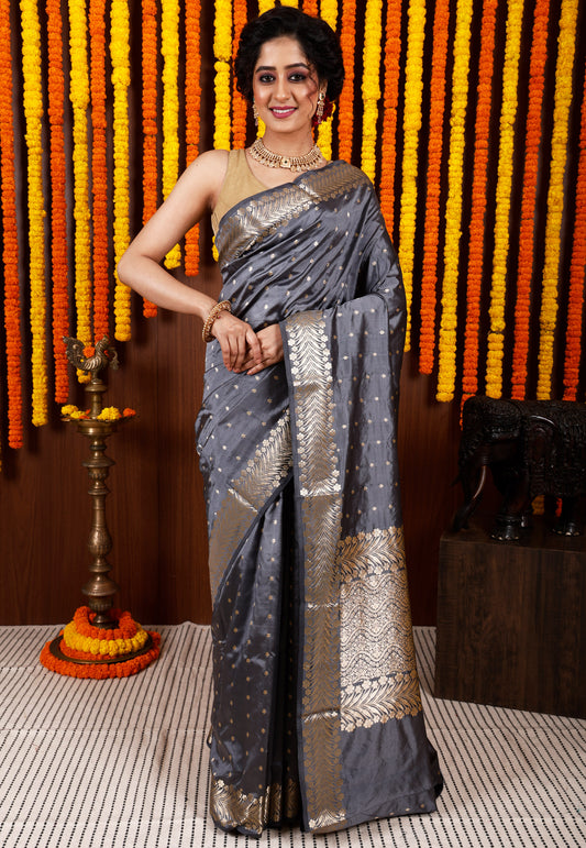 Grey Katan Silk Saree With Blouse Piece