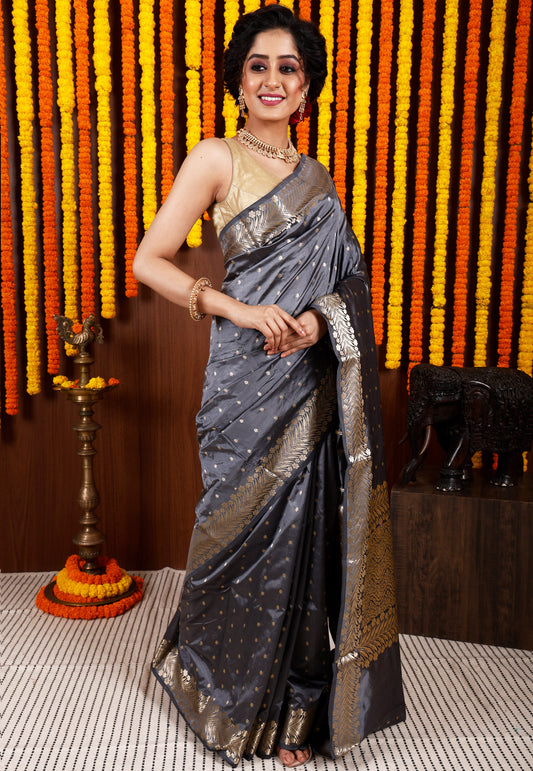 Grey Katan Silk Saree With Blouse Piece