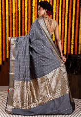 Grey Katan Silk Saree With Blouse Piece